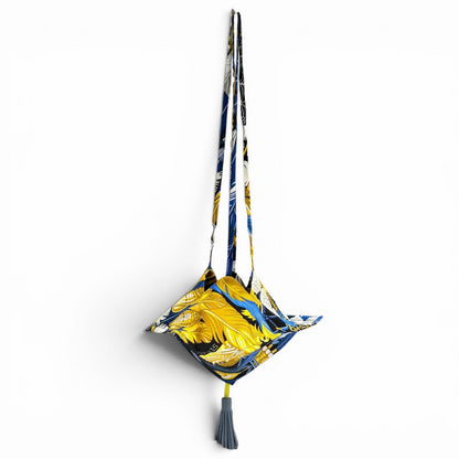 Hermes Silk 100% Petit Ash Danse Pacifique Carmen Object Drawstring Pouch Multi