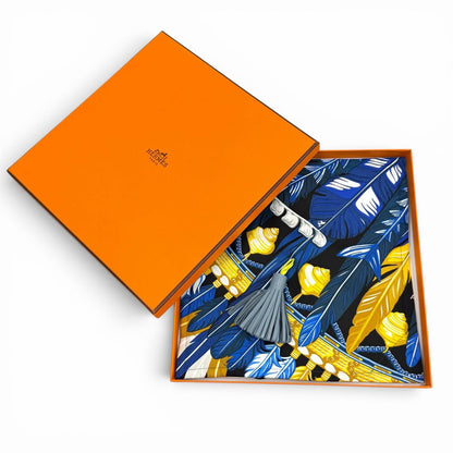 Hermes Silk 100% Petit Ash Danse Pacifique Carmen Object Drawstring Pouch Multi — view 2