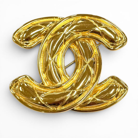 Chanel Vintage CC Logo Quilted Brooch Gold