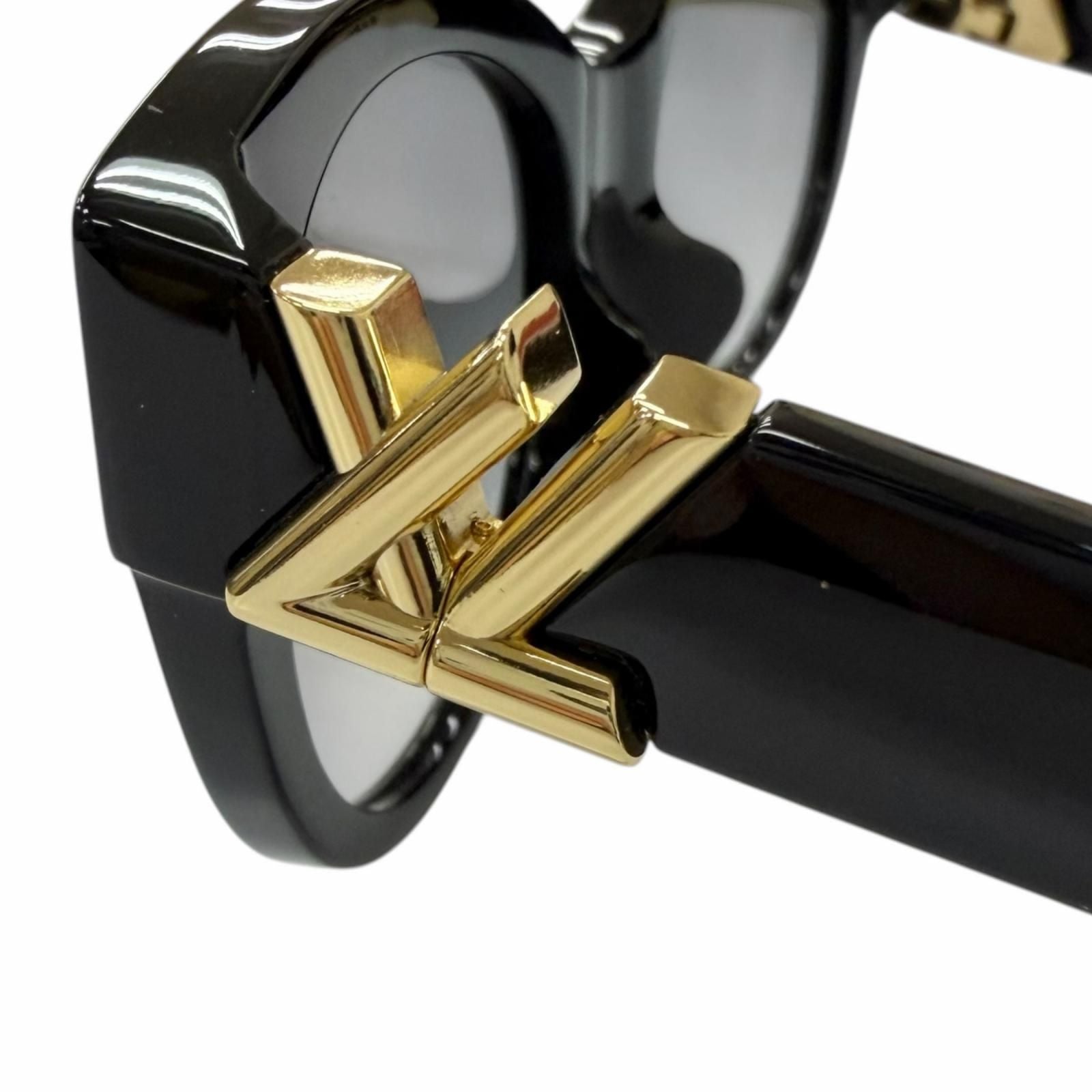 Louis Vuitton Sunglasses LV Round Eyewear Black Gold 54 — view 8