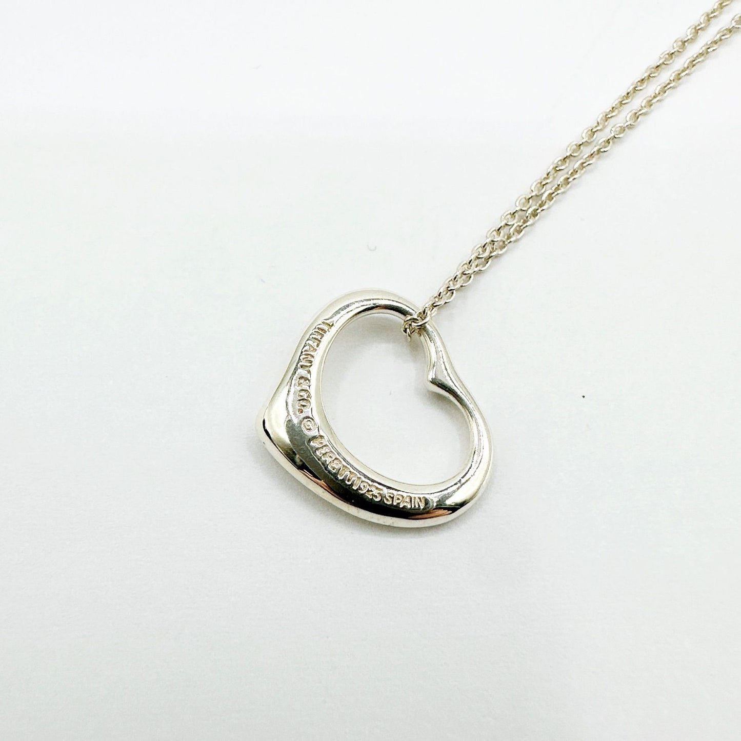 Tiffany & Co Open Heart Silver Necklace 42 cm — view 2