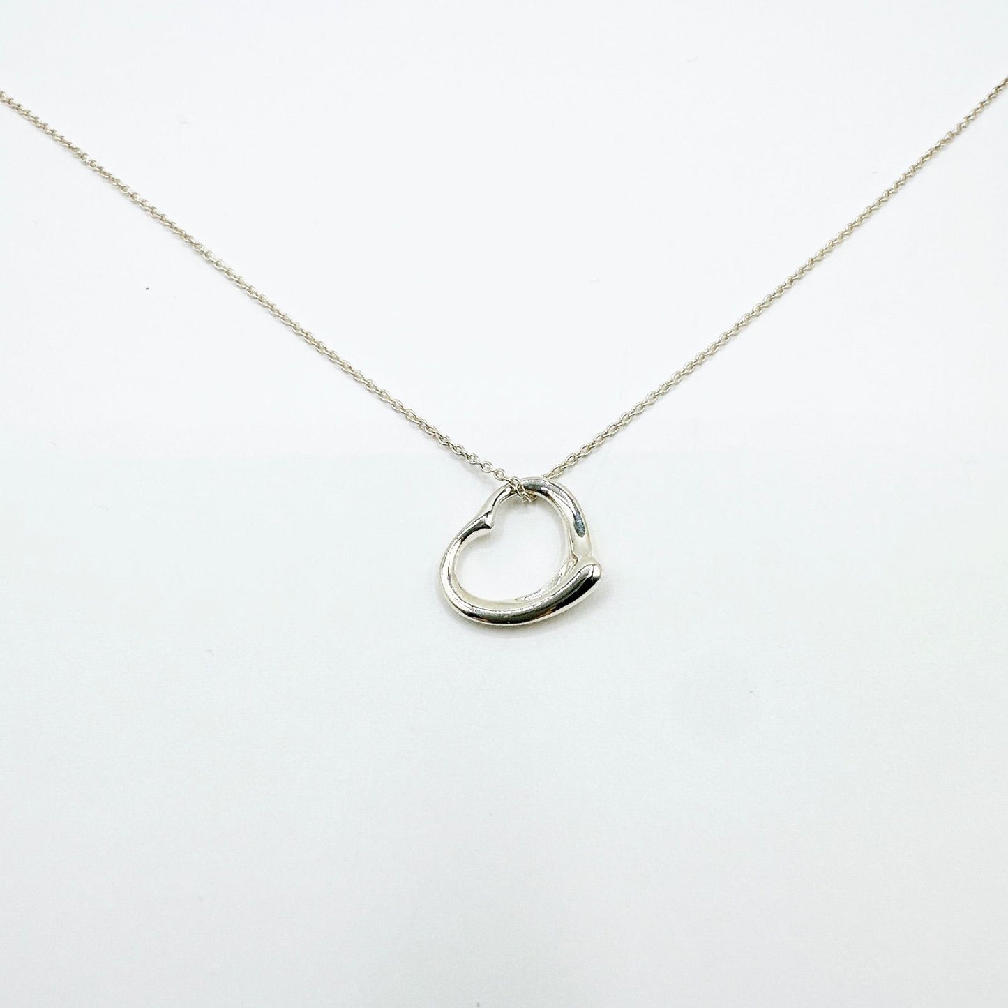 Tiffany & Co Open Heart Silver Necklace 42 cm — view 7