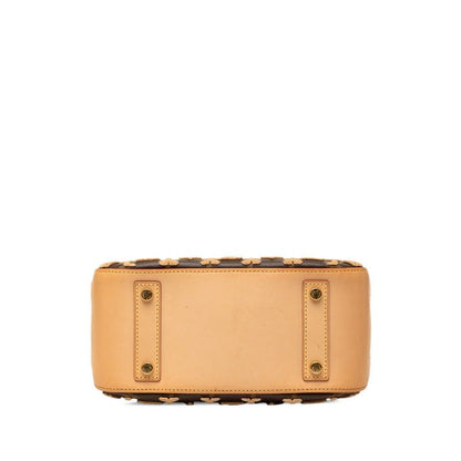 Louis Vuitton Monogram Tufting Deauville Cube Handbag Leather — view 3