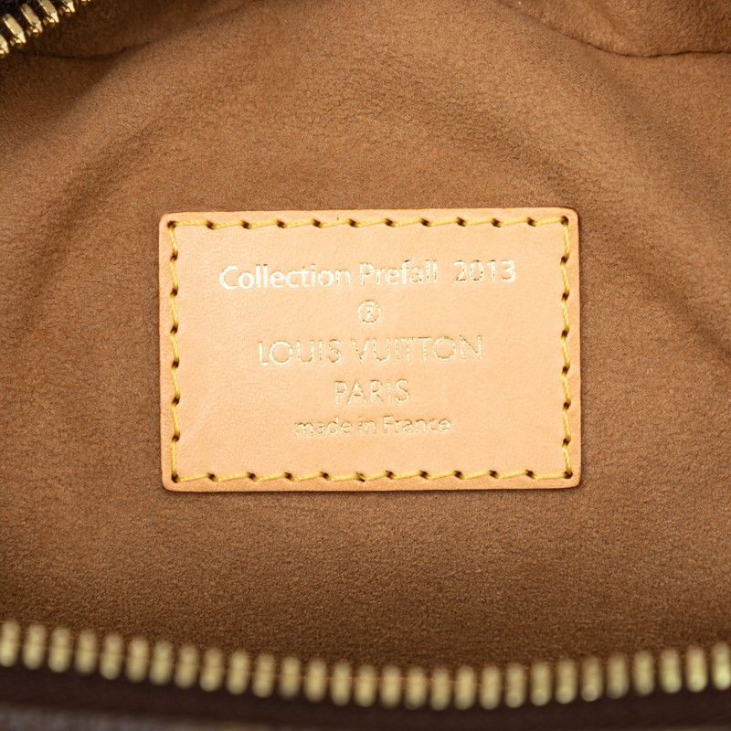 Louis Vuitton Monogram Tufting Deauville Cube Handbag Leather — view 5
