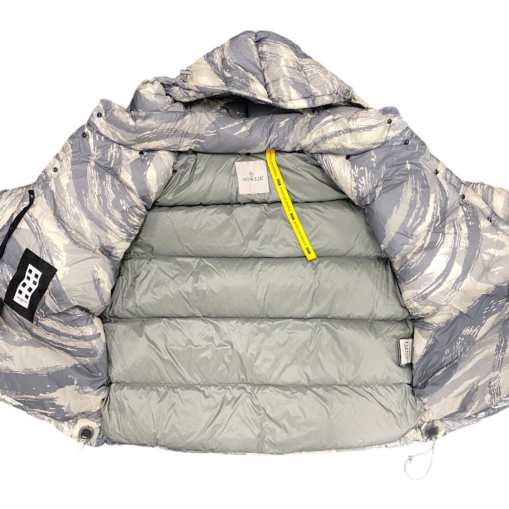 Moncler Galenstockis Print Genius Haiku 00 Nylon Down Jacket Gray — view 5