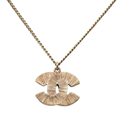Chanel Vintage CC Logo Necklace Gold Red Plated — view 3