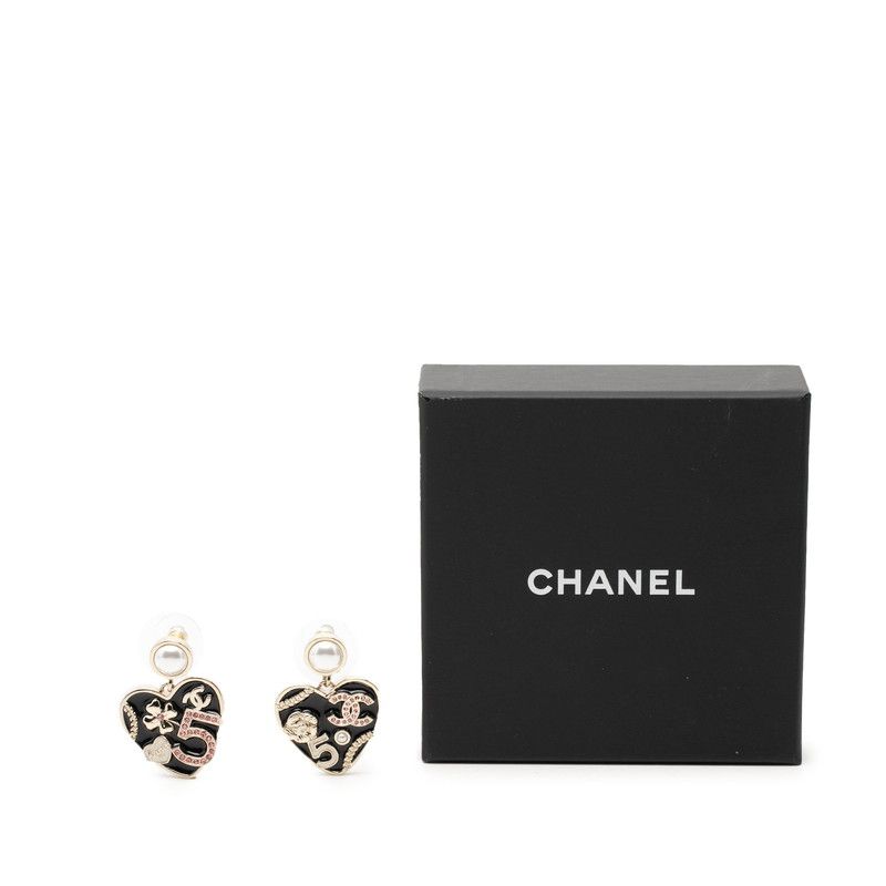 Chanel CC Logo Camellia Heart Motif Earrings Gold Black Pink Plated Faux Pearl — view 4