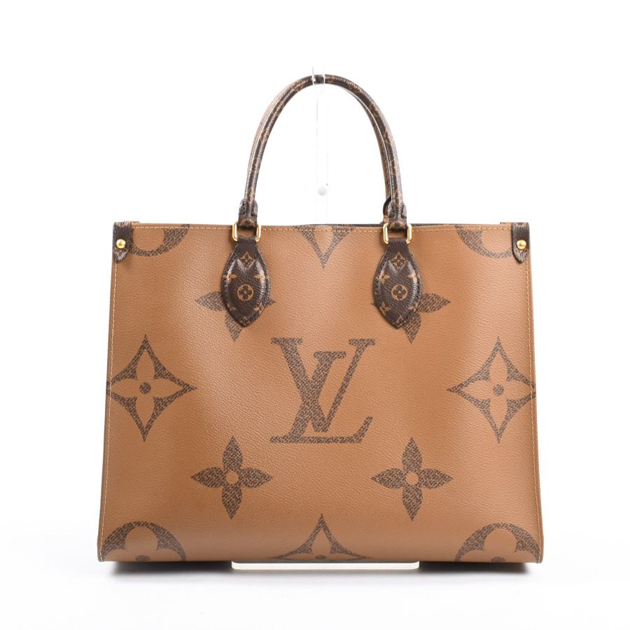 Louis Vuitton Tote On The — view 4