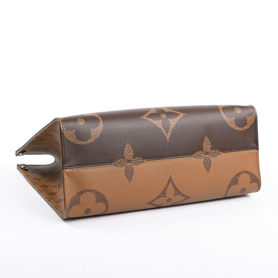 Louis Vuitton Tote On The — view 6