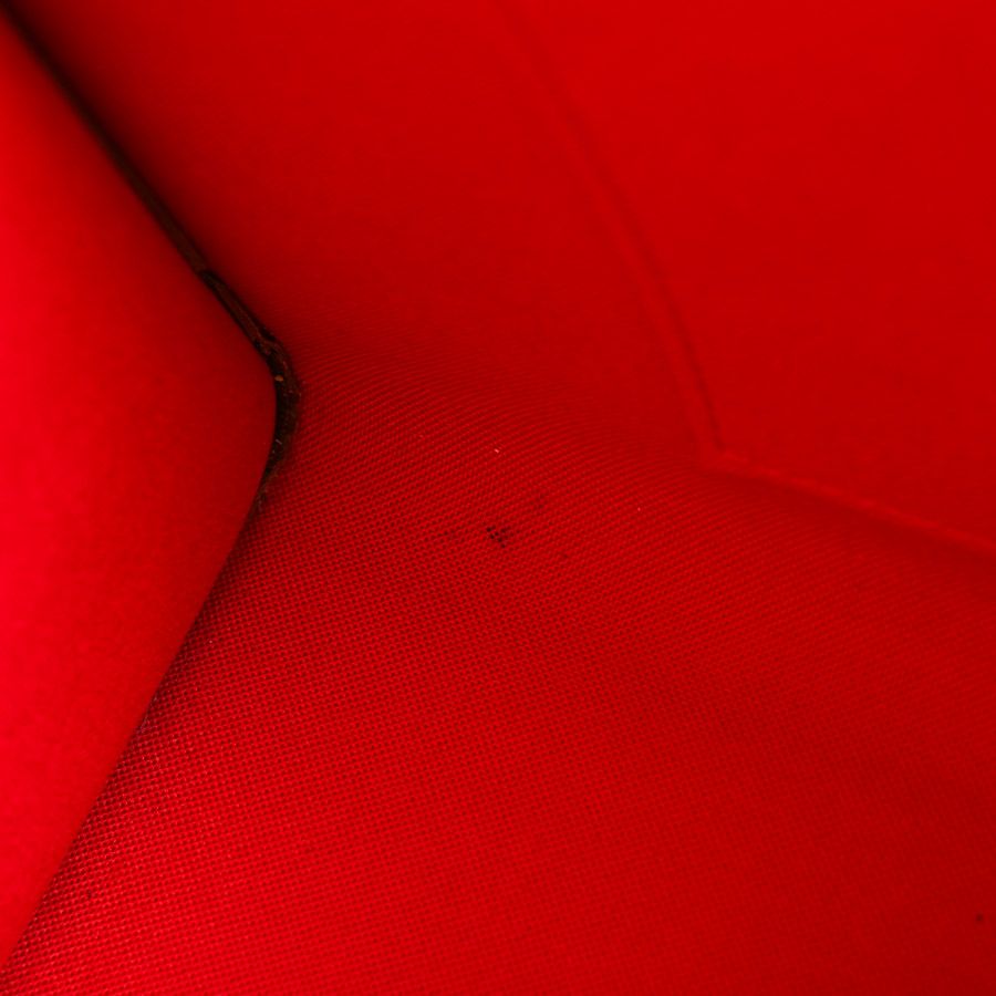 Louis Vuitton Tote On The — view 8