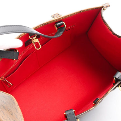 Louis Vuitton Tote On The — view 5