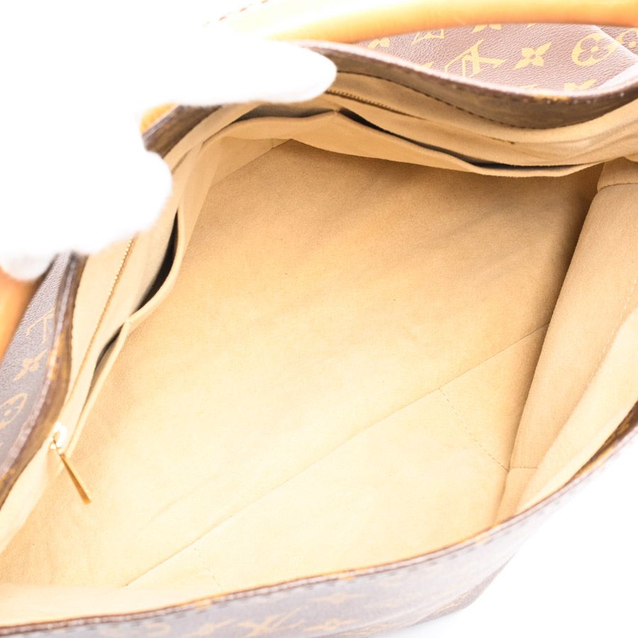 Louis Vuitton Handbag Artsy — view 4