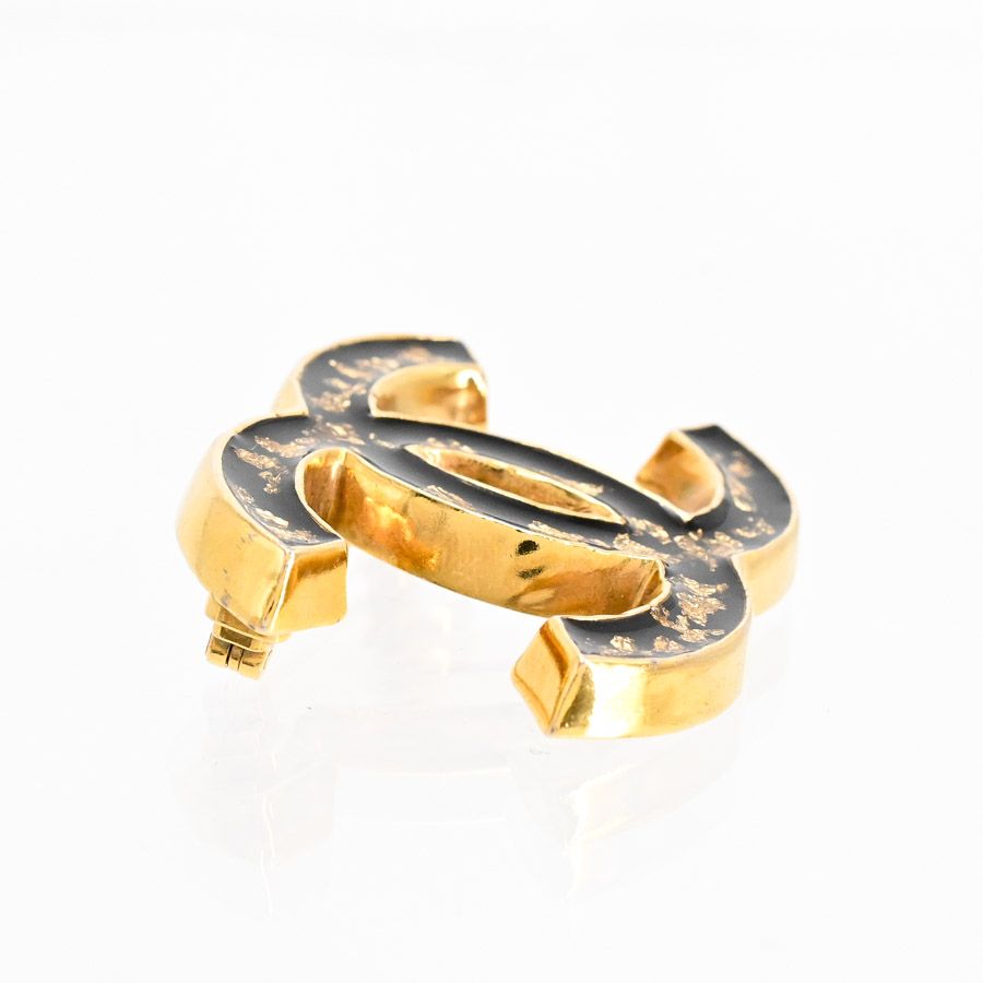 Chanel Brooch Gold — view 2