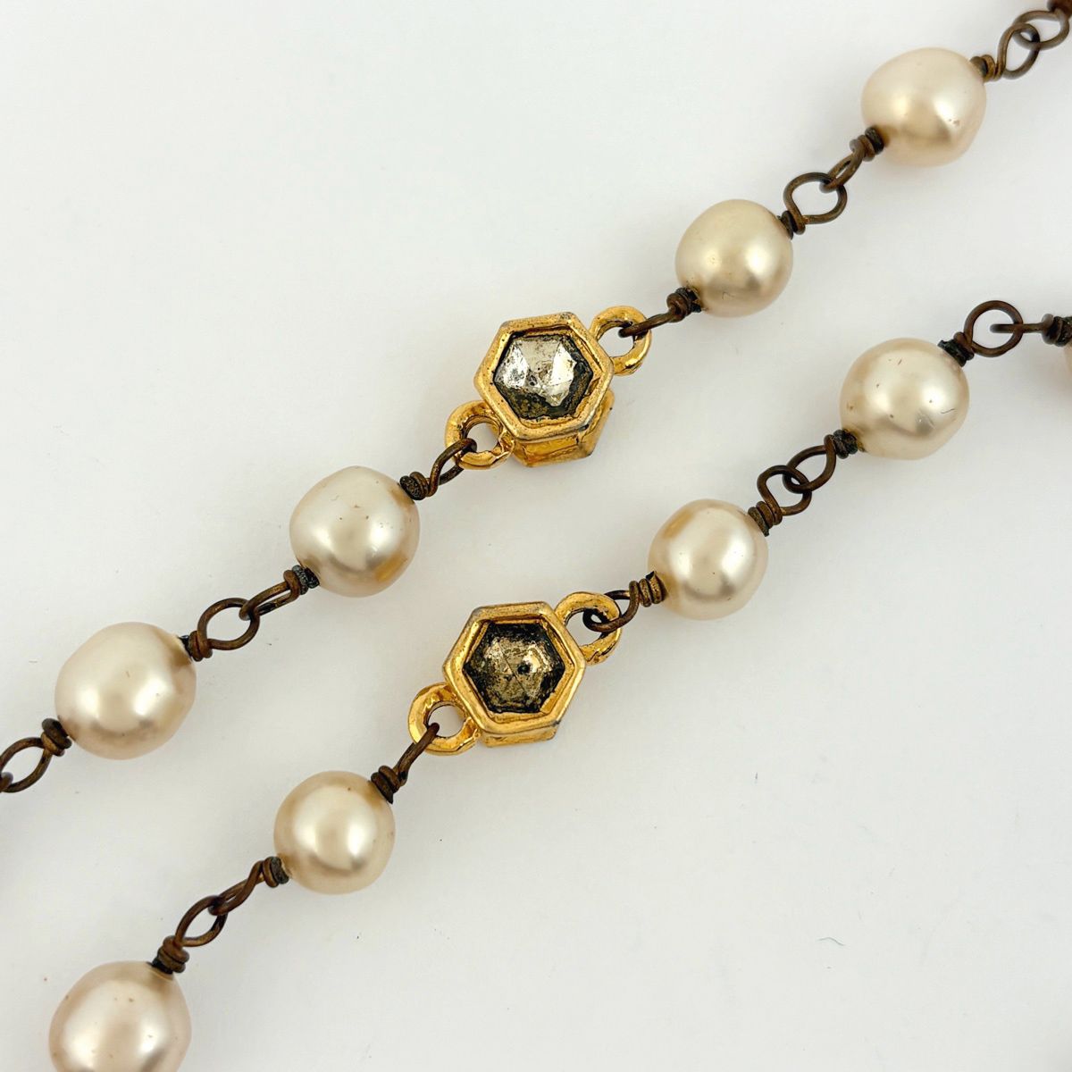 Chanel Faux Pearl Necklace Bijou Long Gold Plated — view 4
