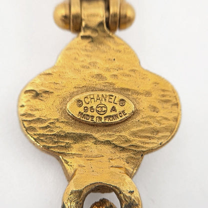 Chanel CC Logo Necklace Clover Gold Plated — view 5