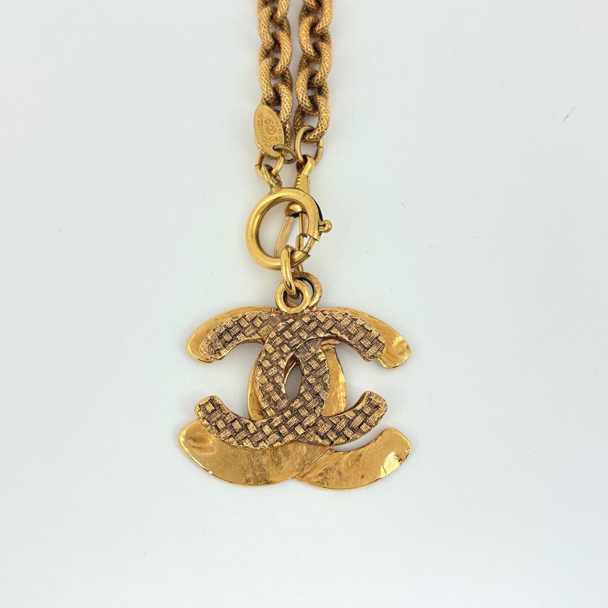 Chanel CC Logo Chain Necklace Long Gold Plated — view 2