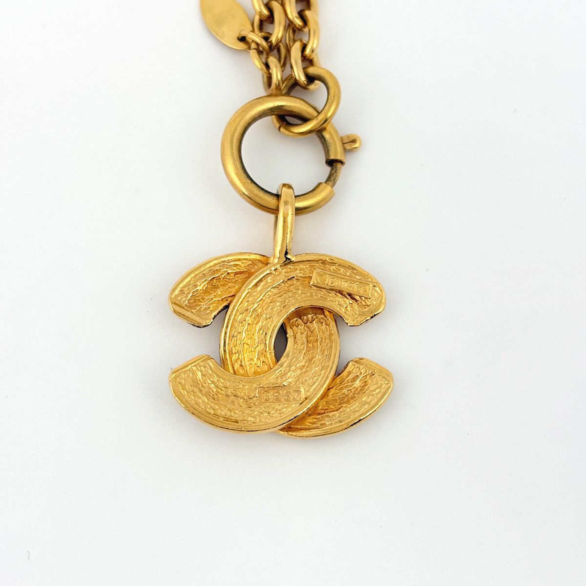 Chanel CC Logo Chain Necklace Gold Plated — view 2