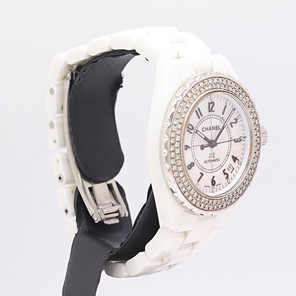 Chanel Watch White — view 2