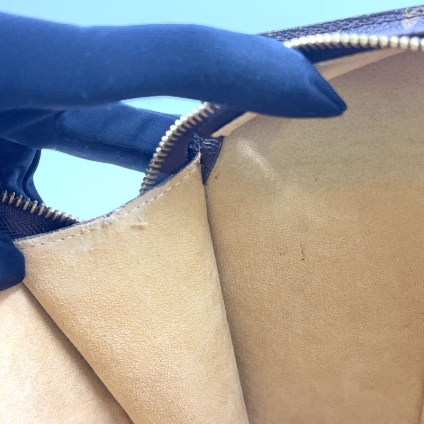 Louis Vuitton Babylon Monogram Leather Brown Light Tote Gold — view 9