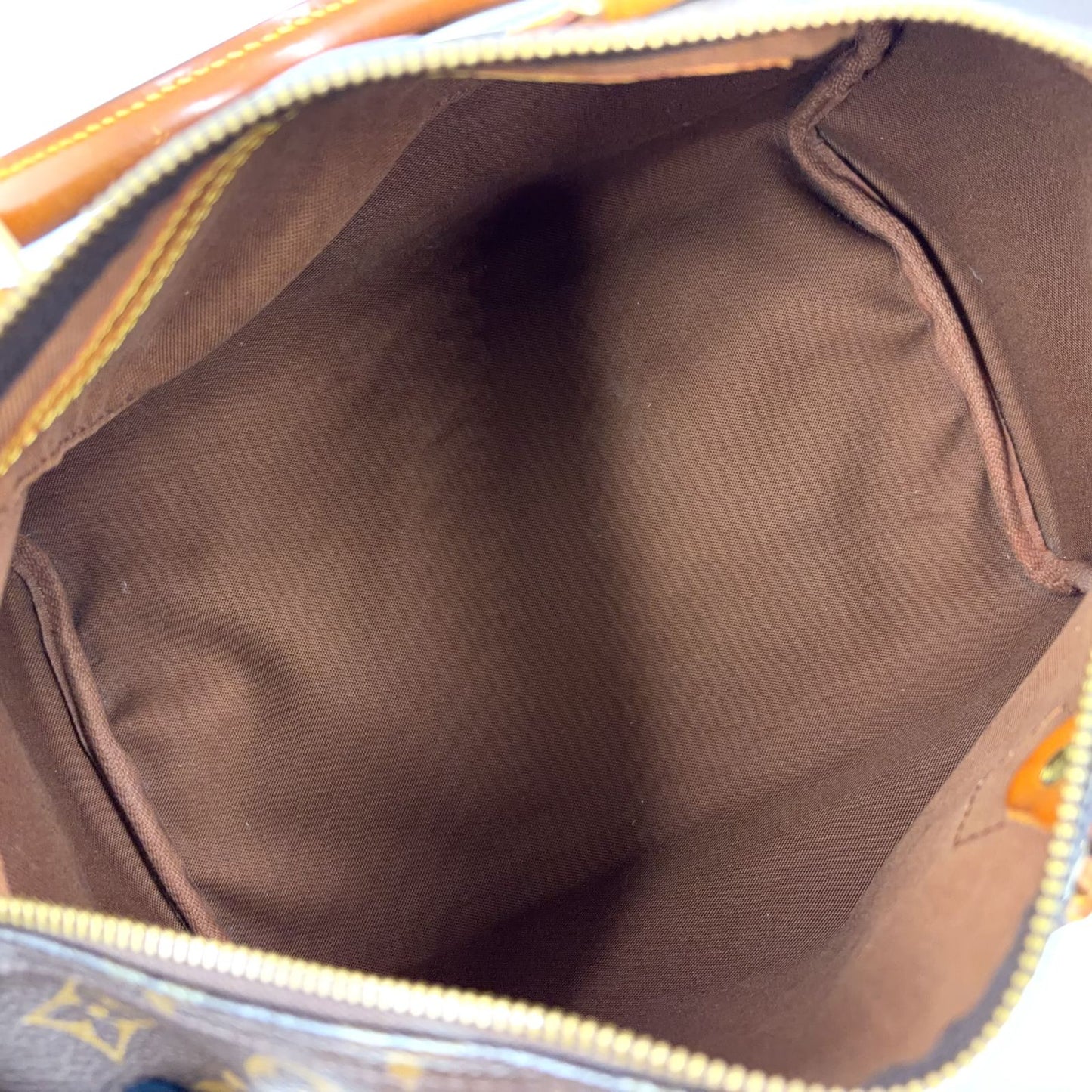 Louis Vuitton Speedy 30 Monogram Leather Brown Light Handbag Gold — view 3
