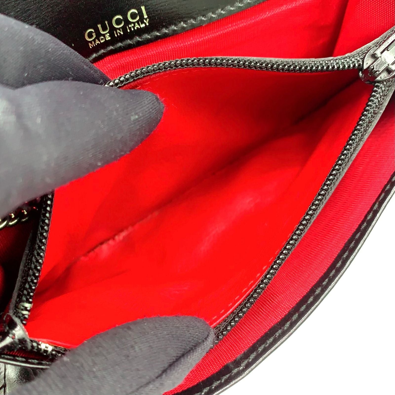 Gucci Logo Leather Black Coin Case Gold — view 6