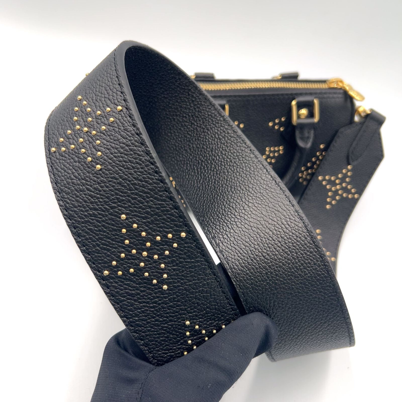 Louis Vuitton Nano Speedy Monogram Empreinte 2-Way Shoulder Leather Black — view 9