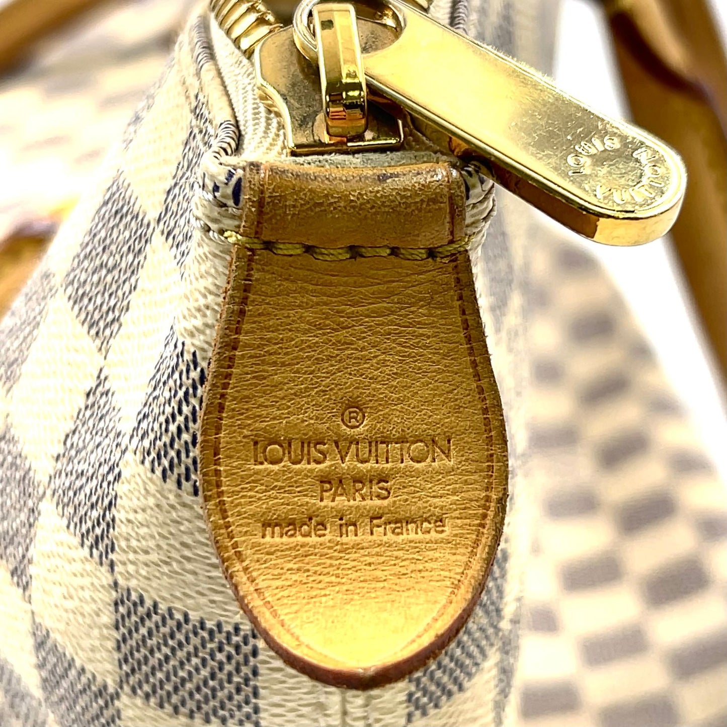 Louis Vuitton Damier Azur Leather White Tote Gold — view 4