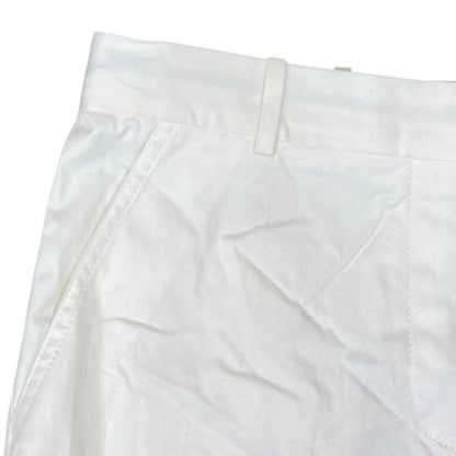 Louis Vuitton Patch Logo Shorts Polyurethane White Feminine Mode — view 4