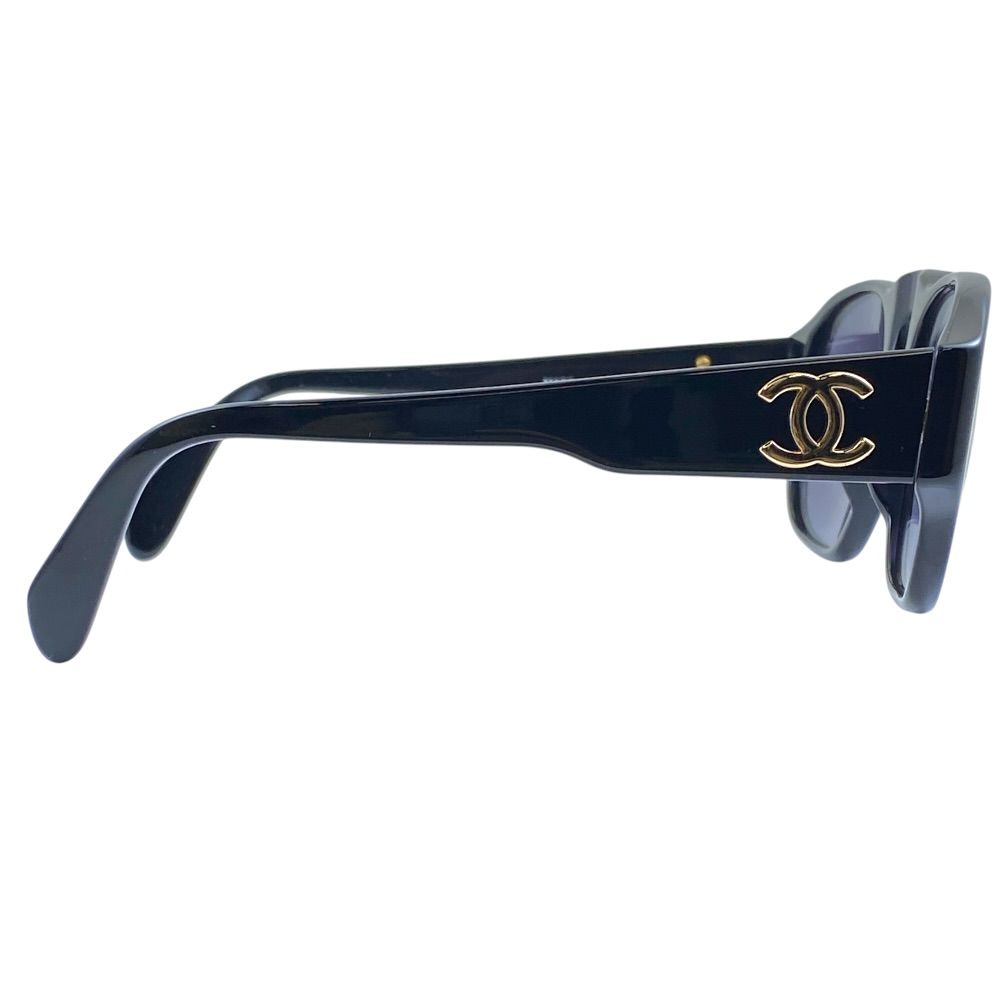 Chanel CC Logo Sunglasses Eyewear Acetate Black Feminine Mode — view 5