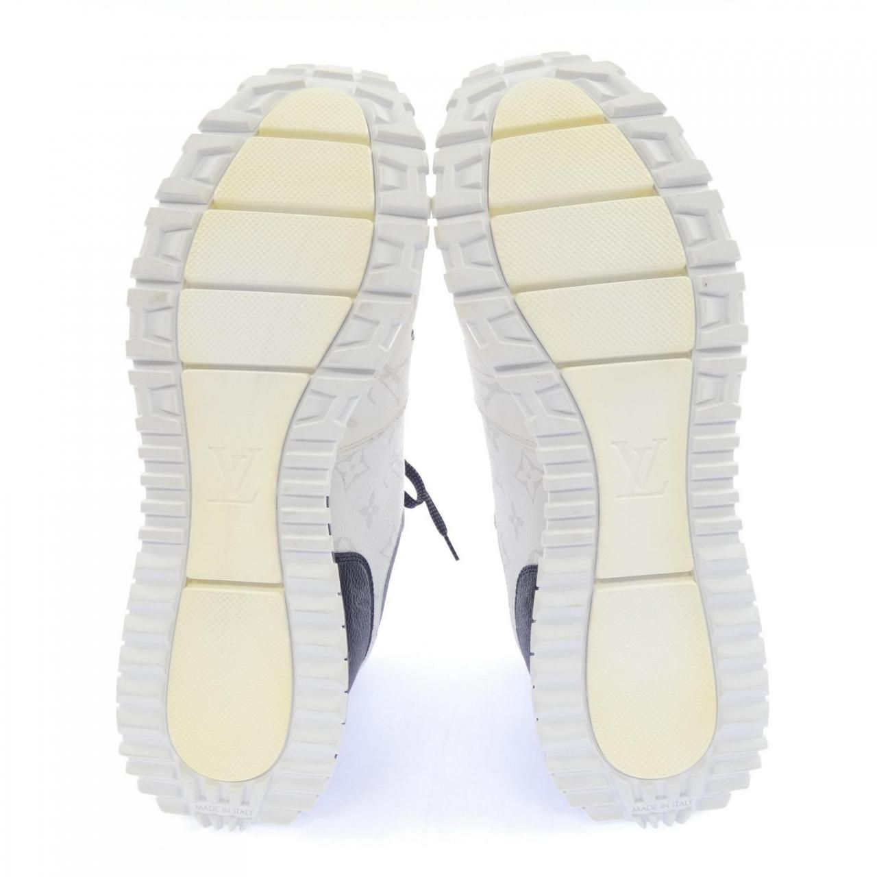 Louis Vuitton Run Away Line Sneakers — view 4