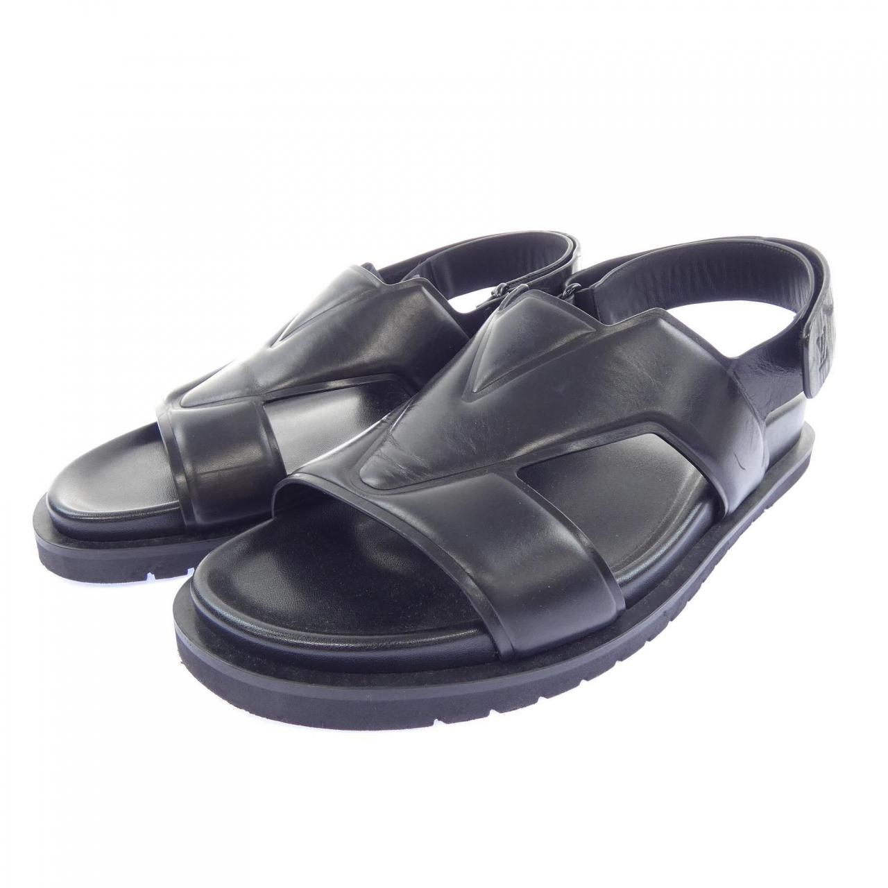 Louis Vuitton Oasis Line Sandals — view 3