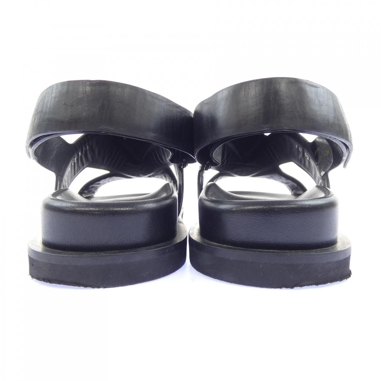 Louis Vuitton Oasis Line Sandals — view 5