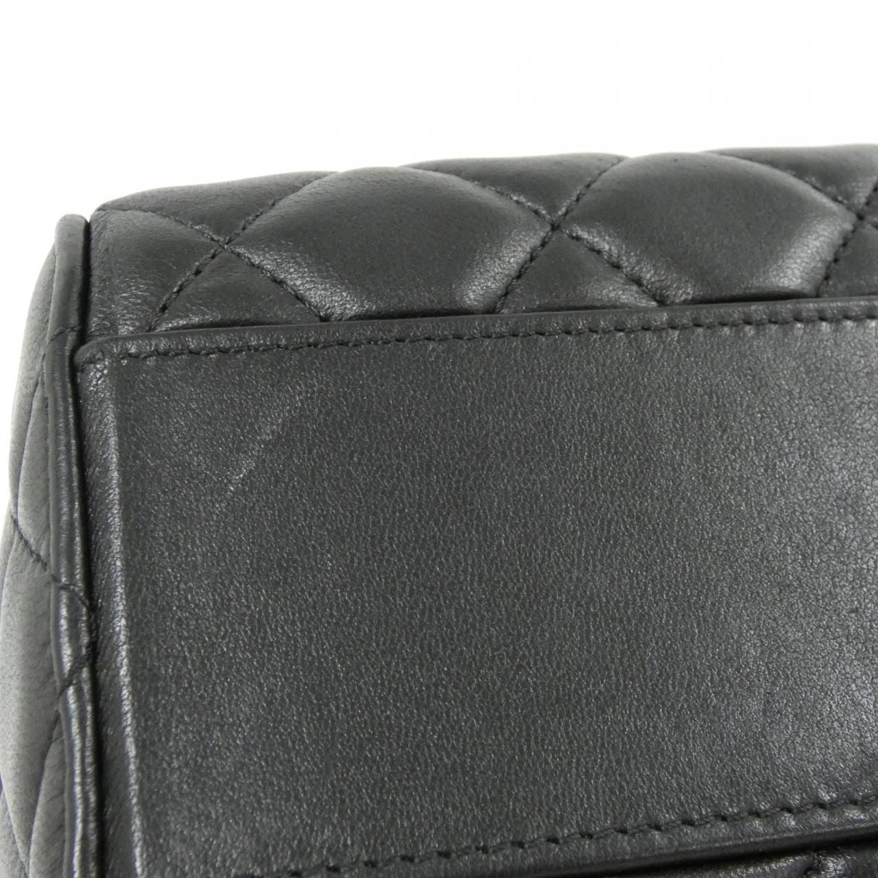 Chanel Bag Handbag Black — view 3