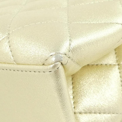 Chanel Bag Handbag Gold — view 3