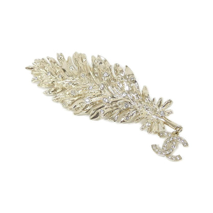 Chanel Brooch Gold