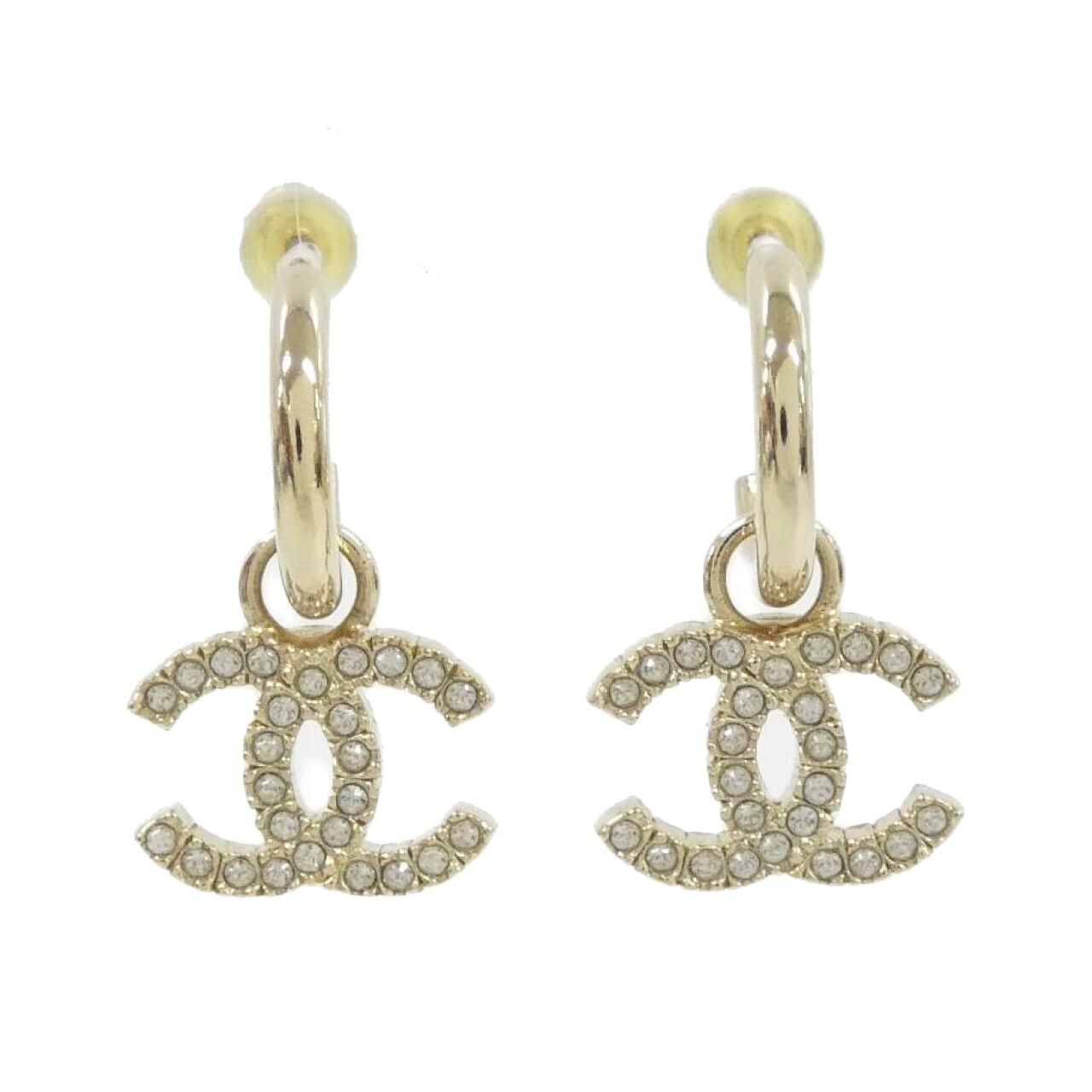 Chanel Earrings Gold