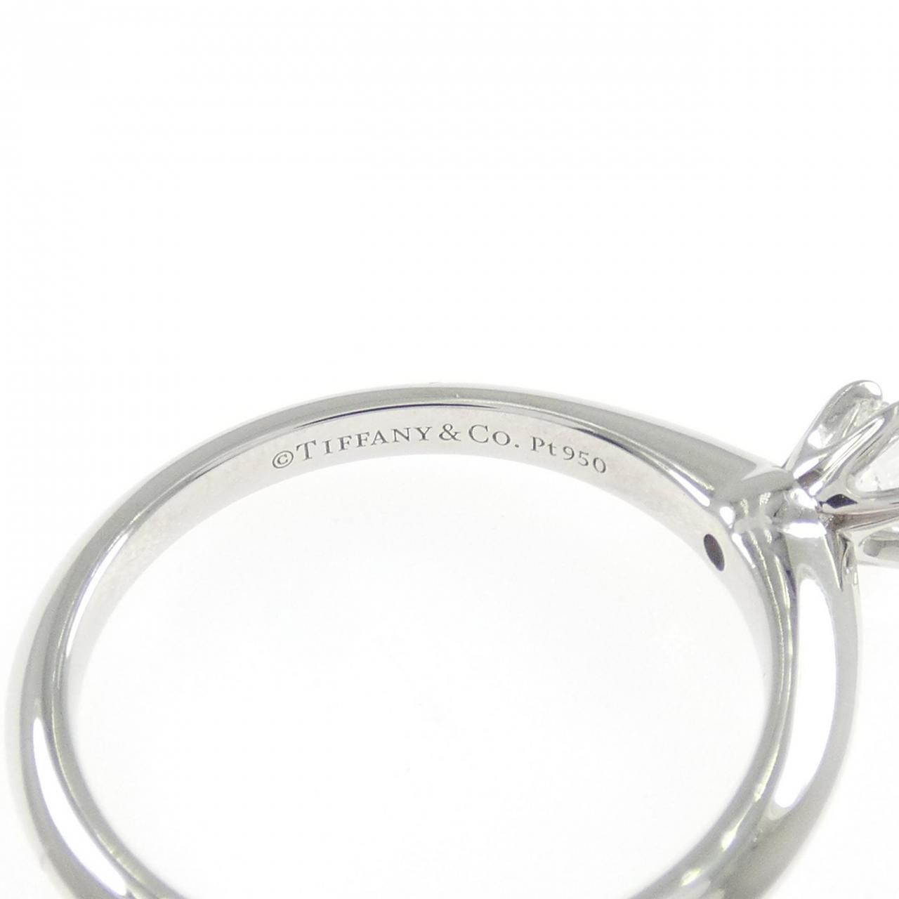 Tiffany & Co Classic Solitaire Ring — view 4