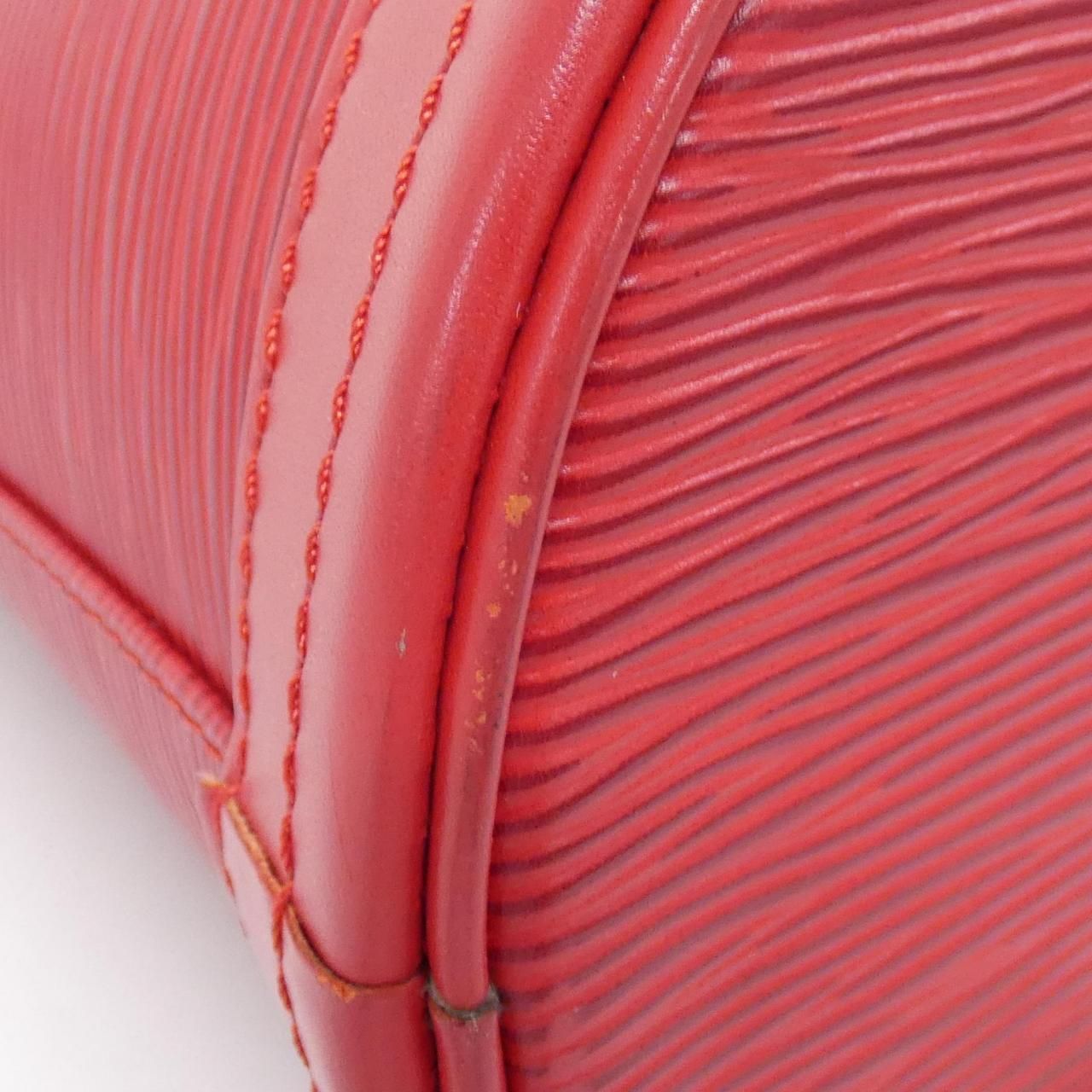 Louis Vuitton Epi Petit Bucket 23 cm — view 3