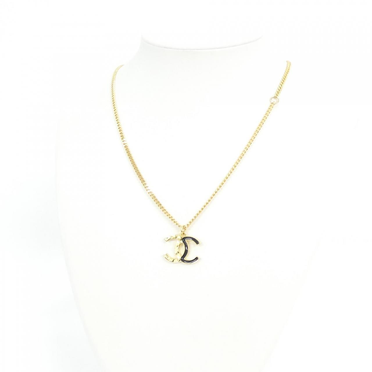 Chanel Necklace Gold — view 6