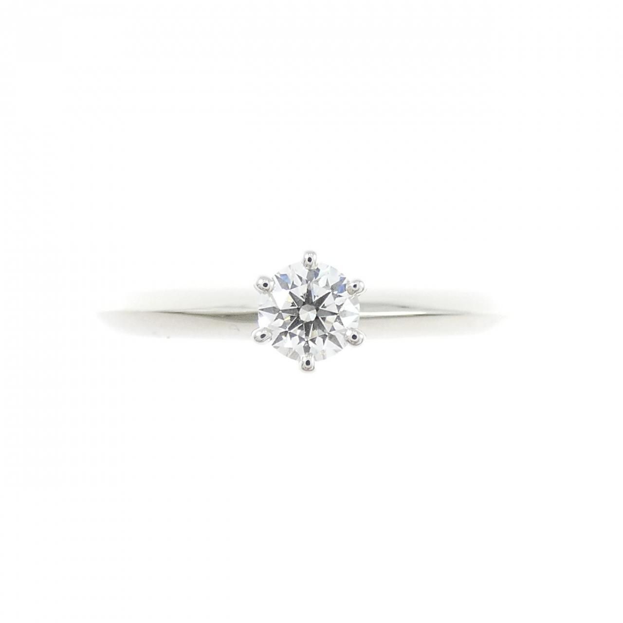 Tiffany & Co Classic Solitaire Ring — view 2