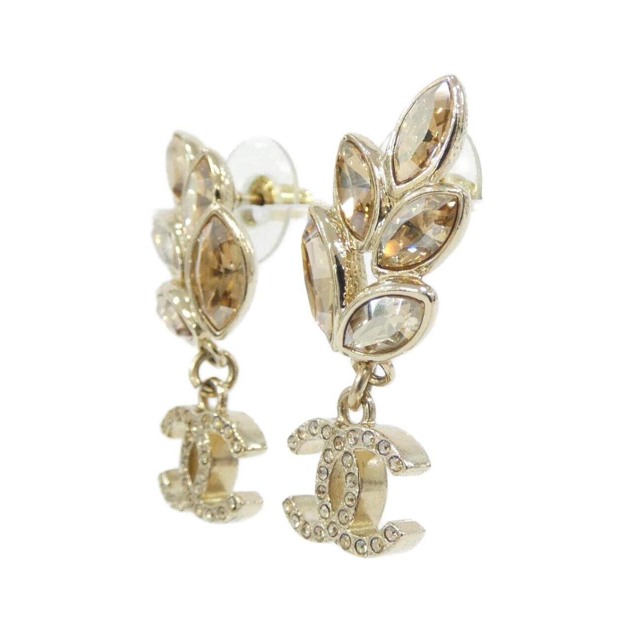 Chanel Earrings Gold — view 2