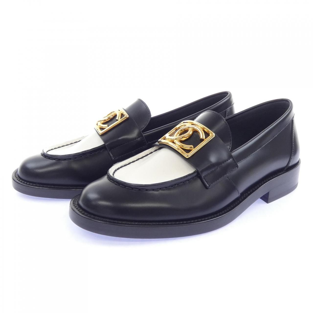 Chanel Loafers Shoes Black — view 3