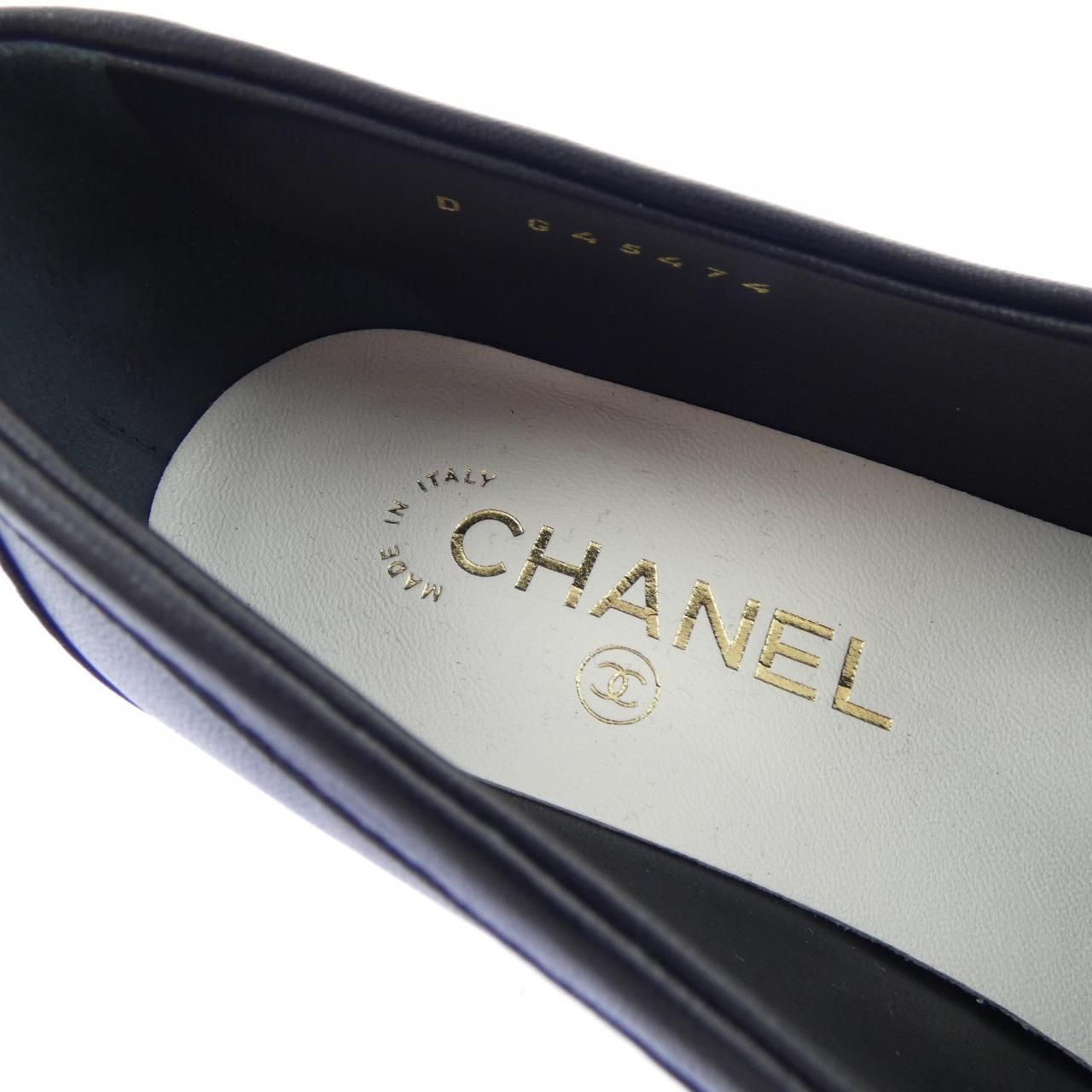 Chanel Turnlock Moccasins Shoes — view 6