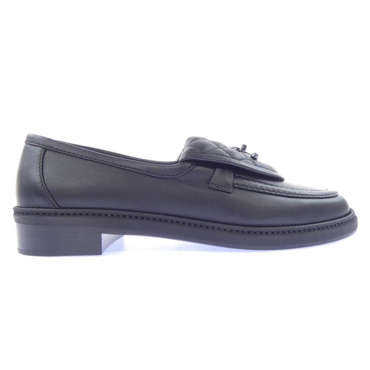 Chanel Turnlock Moccasins Shoes