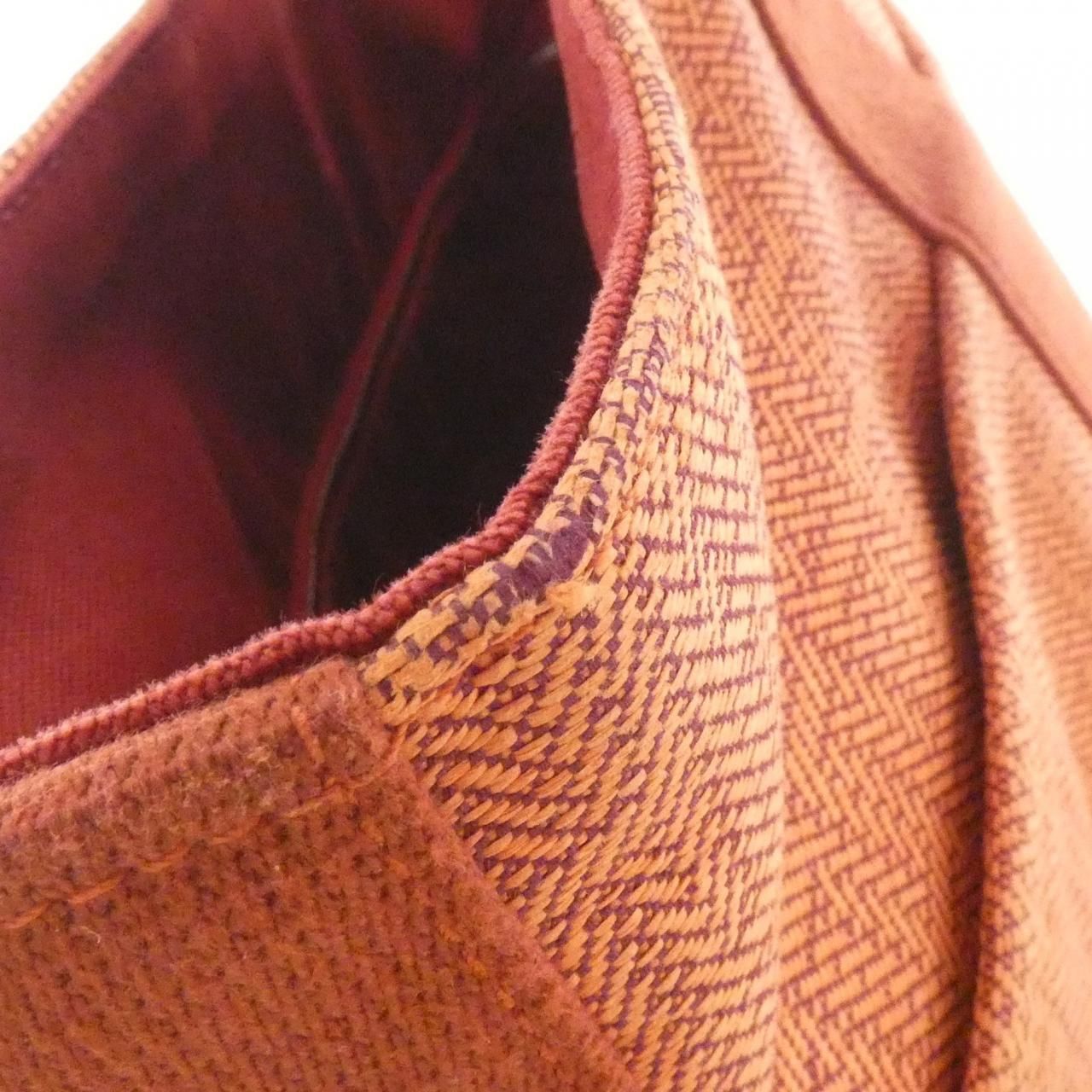 Hermes Saxo Bag Handbag Orange — view 4