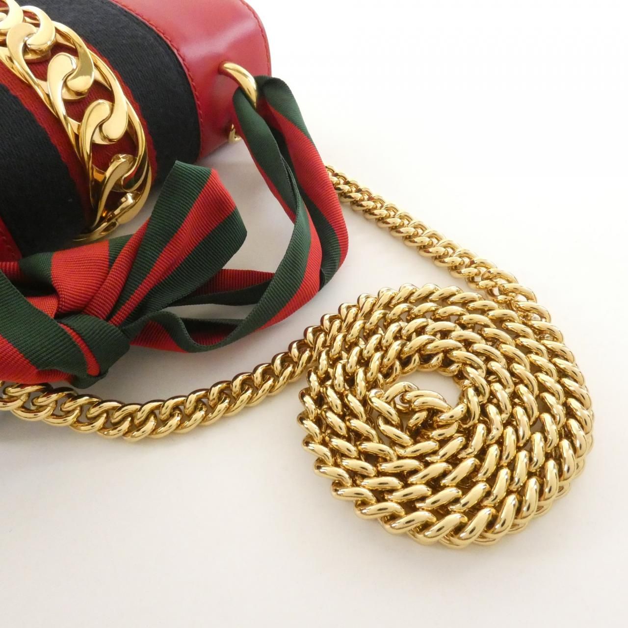 Gucci Sylvie Cvleg Shoulder Bag — view 4