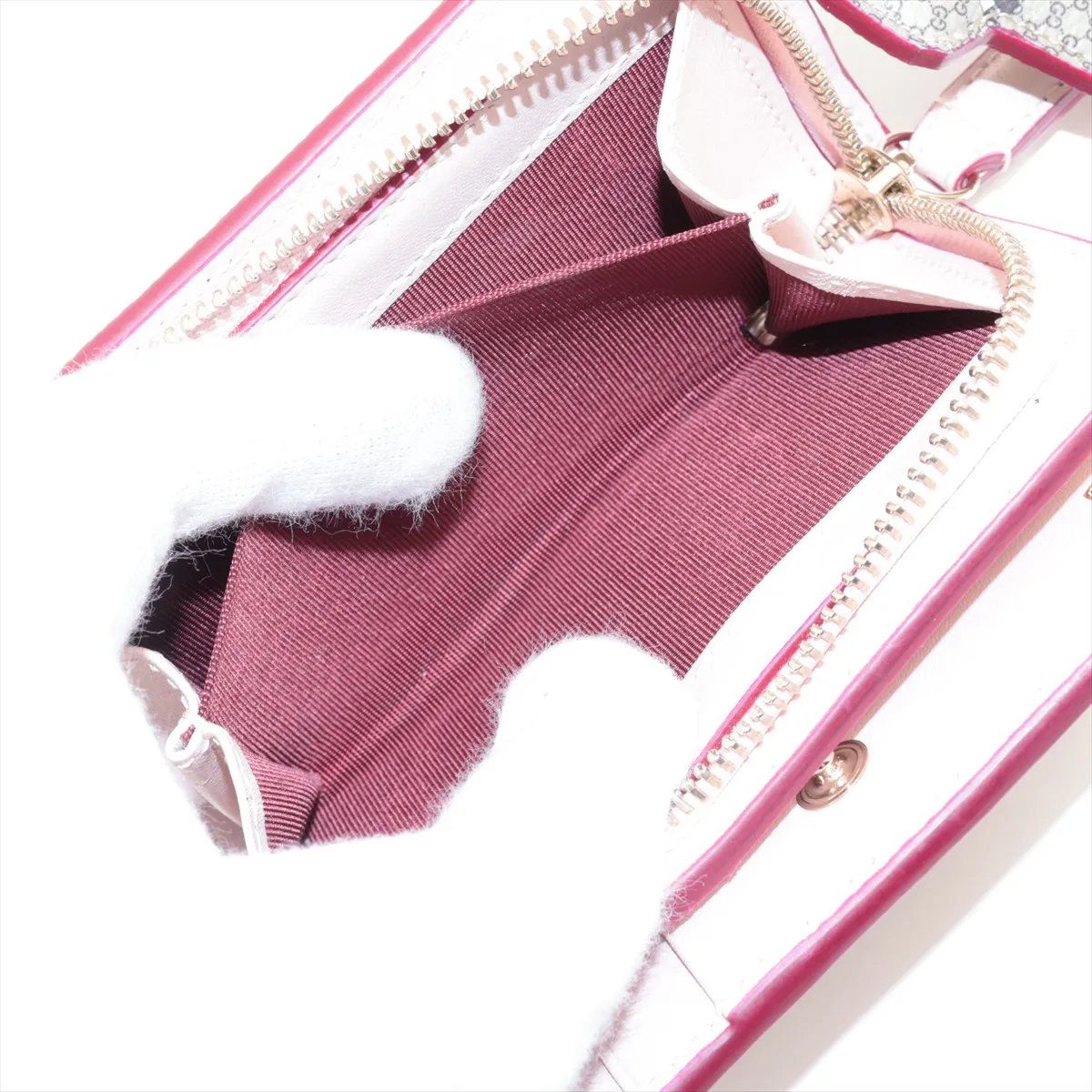 Gucci Yuko Higuchi Collaboration Double Bicolor Small Wallet Leather GG Supreme — view 6