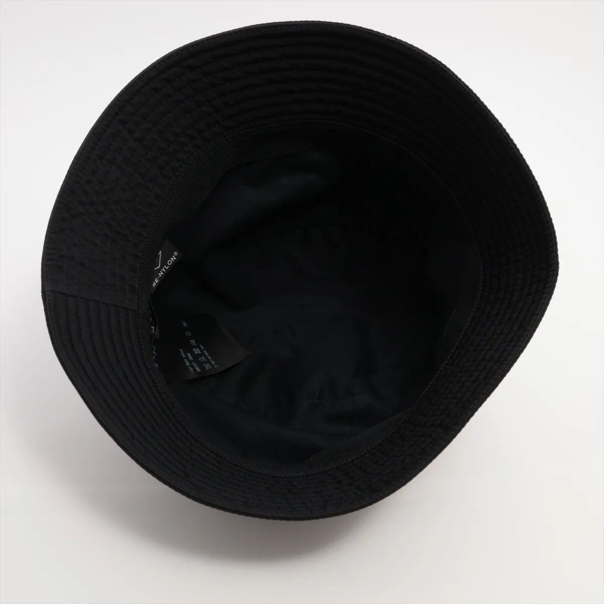 Prada Tag Re-Nylon Triangle Logo Bucket Hat M Hat Black — view 4