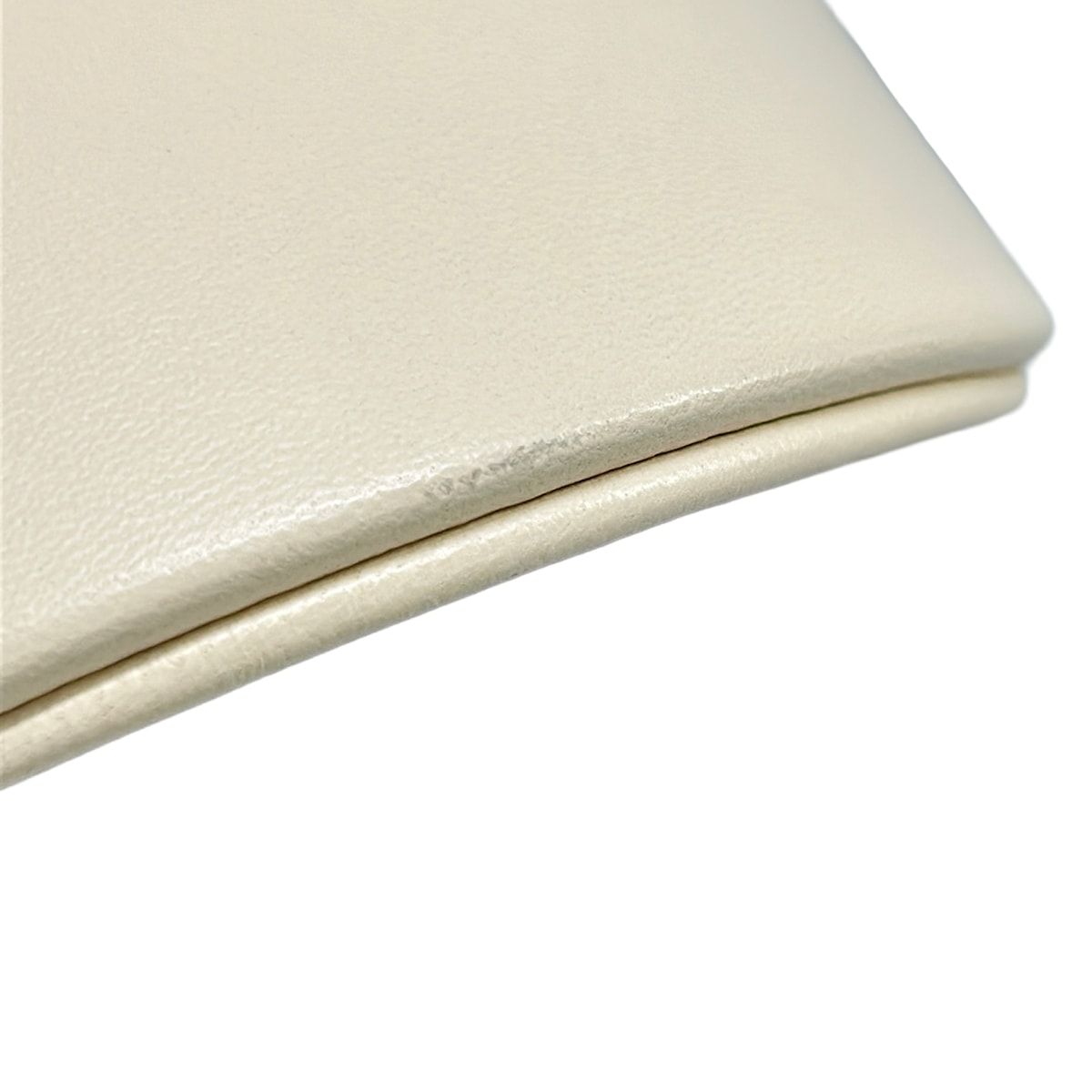 Louis Vuitton Cap LV Fast Ivory Beige Cotton Silk — view 7