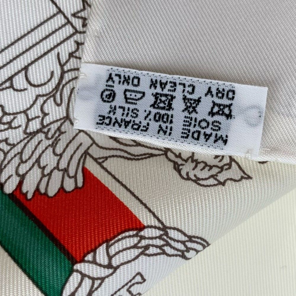 Hermes Carre 90 Vue du Carrosse de la Galere la Reale Queen's Coronation White — view 7